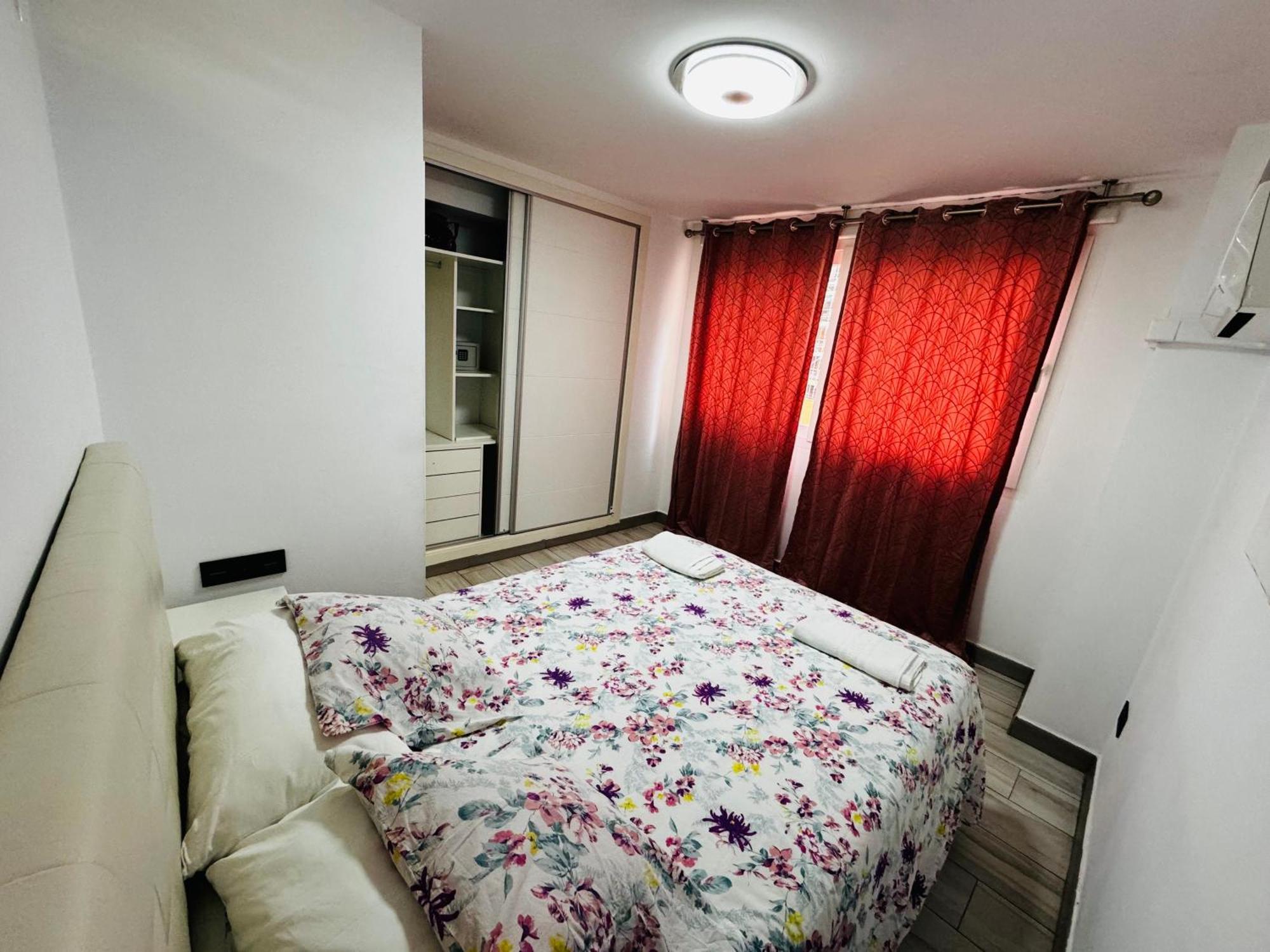 Apartamento Fabrynne Beach Malaga Exterior photo
