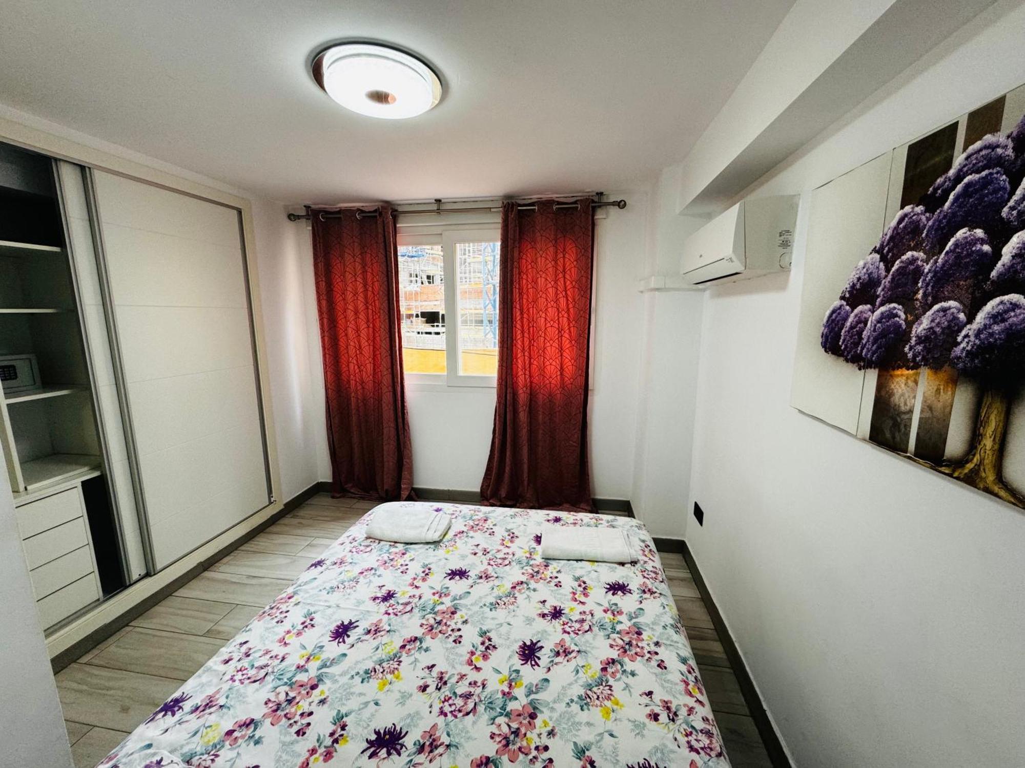 Apartamento Fabrynne Beach Malaga Exterior photo