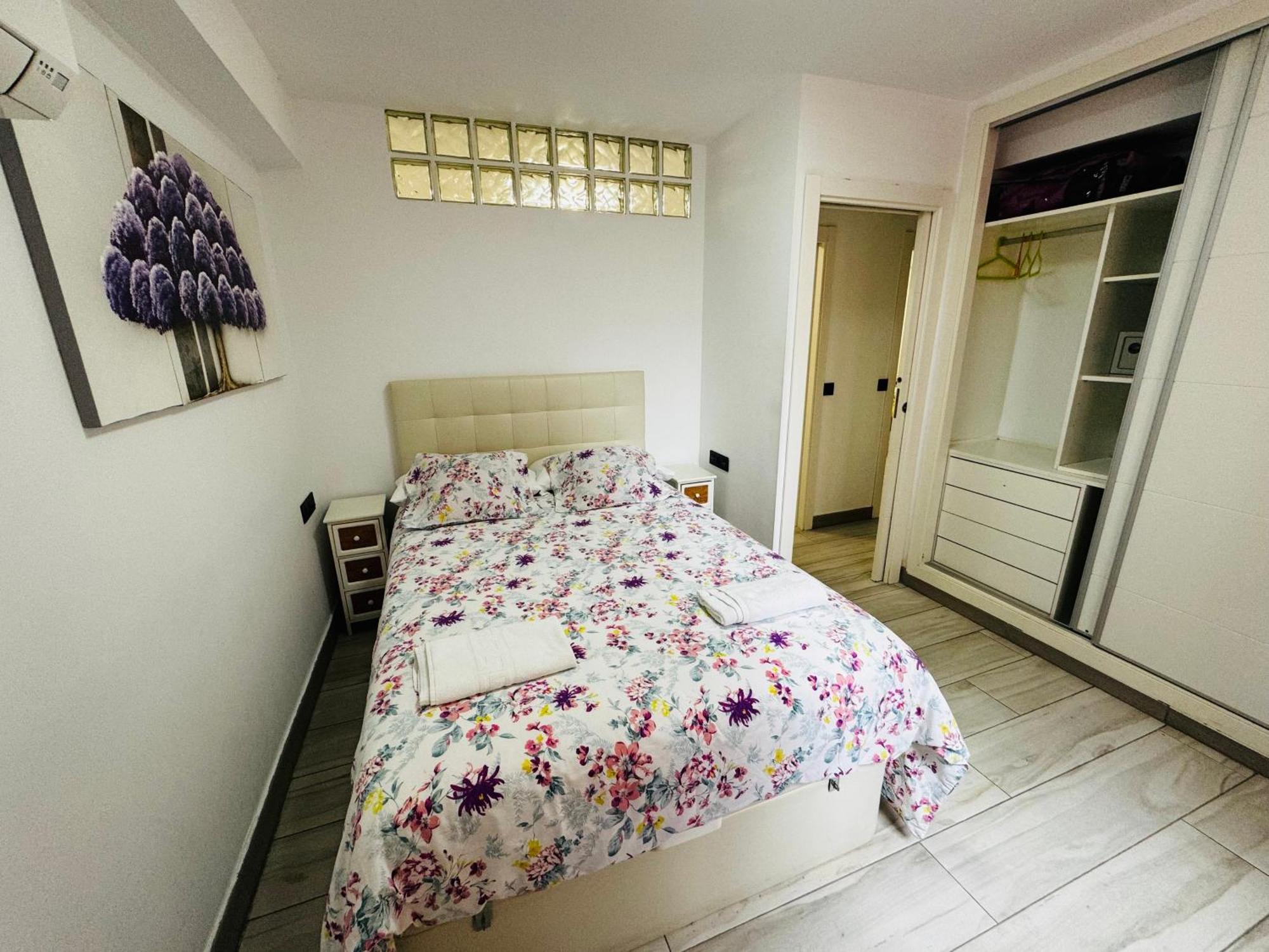 Apartamento Fabrynne Beach Malaga Exterior photo