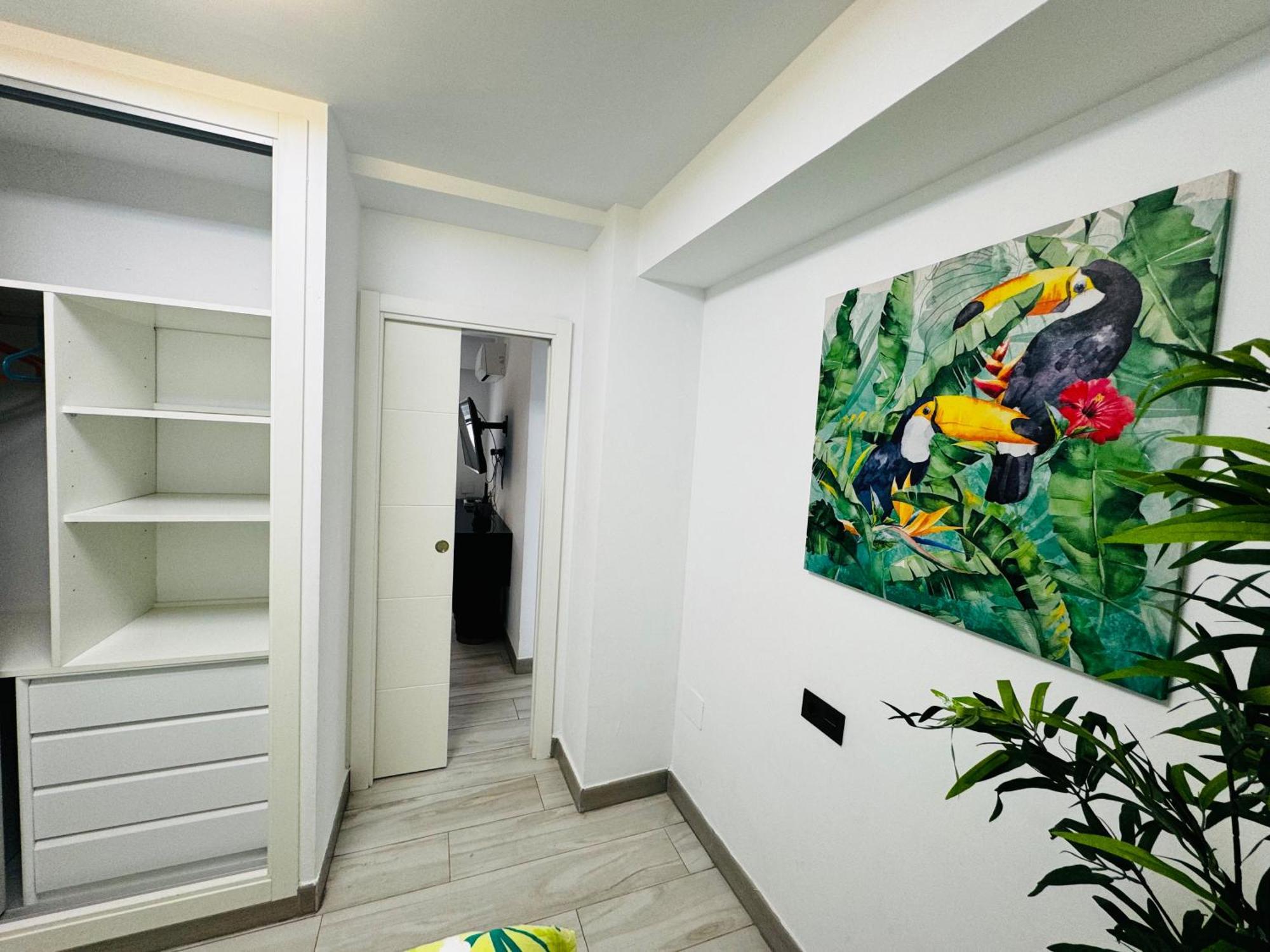 Apartamento Fabrynne Beach Malaga Exterior photo