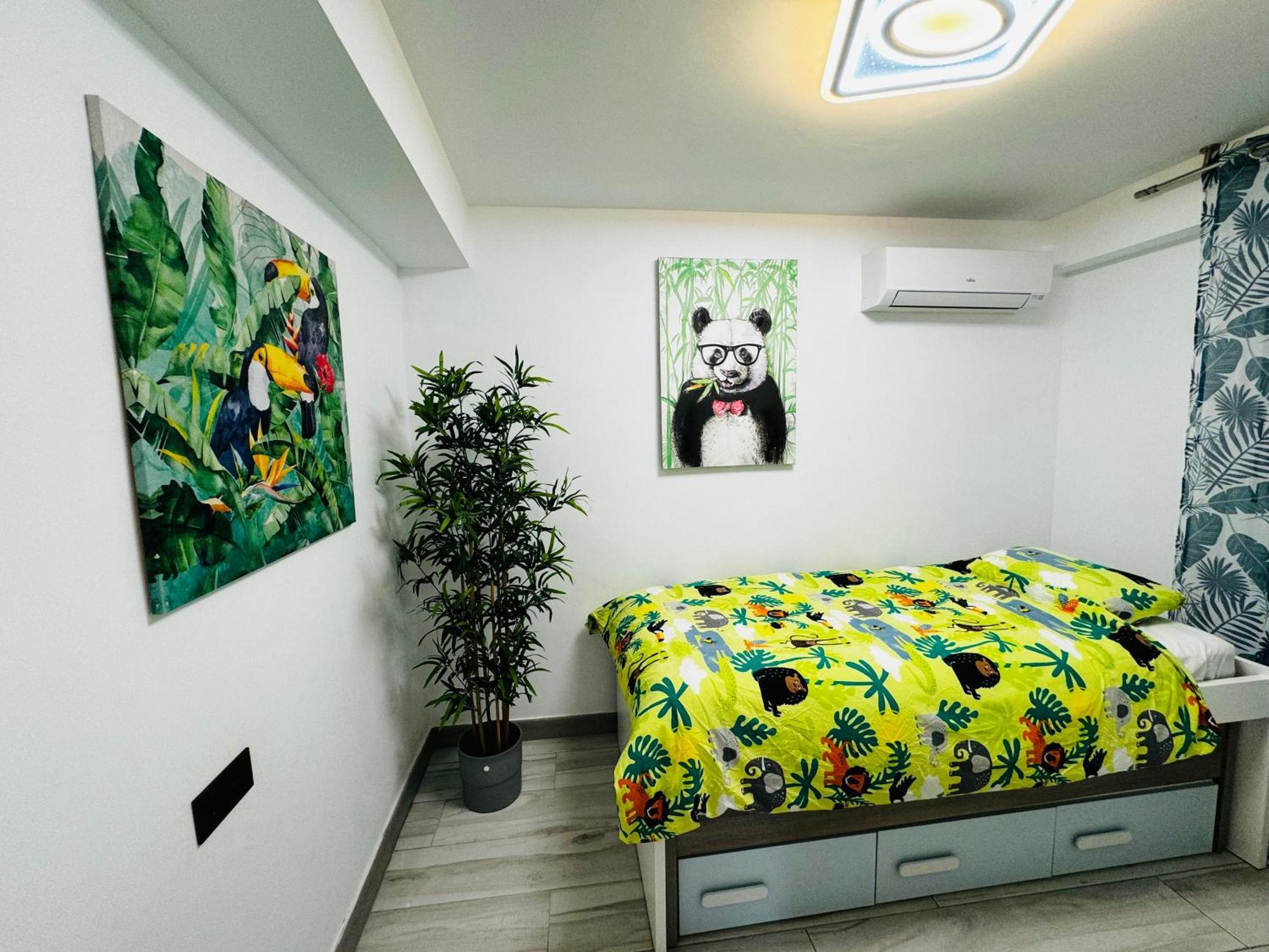 Apartamento Fabrynne Beach Malaga Exterior photo